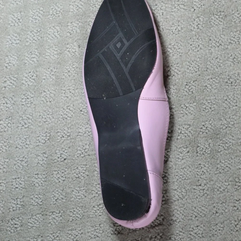 Array Size 8 Pink Square Toe Flats